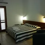 L'ancora מלון 3*