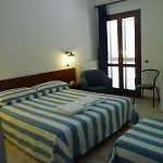 מלון L'ancora 3*