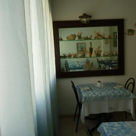 Ξενοδοχείο L'ancora Santa Teresa Gallura